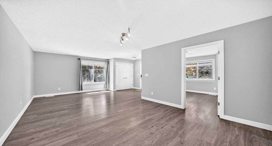 250 Sage Valley Road, Calgary, Alberta T3R 0R6, 3 Bedroom Bedrooms, 0 ,2 BathroomBathrooms,Residential,For Sale,Sage Valley,0,A2327436