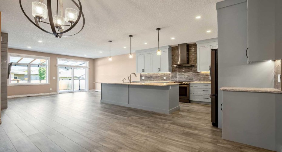 Kitchen/ Living room