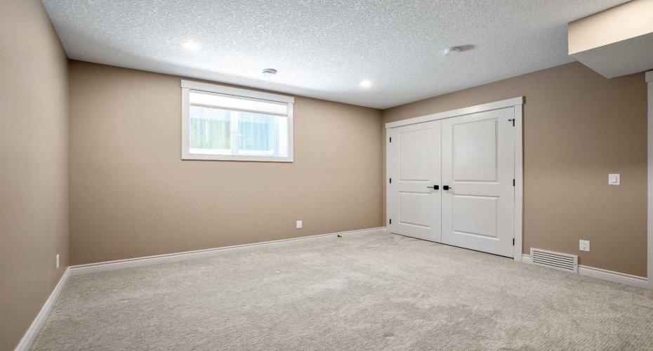 1912 High Park Circle, High River, Alberta T1V 0E7, 3 Bedroom Bedrooms, 0 ,3 BathroomBathrooms,Residential,For Sale,High Park,0,A2327441
