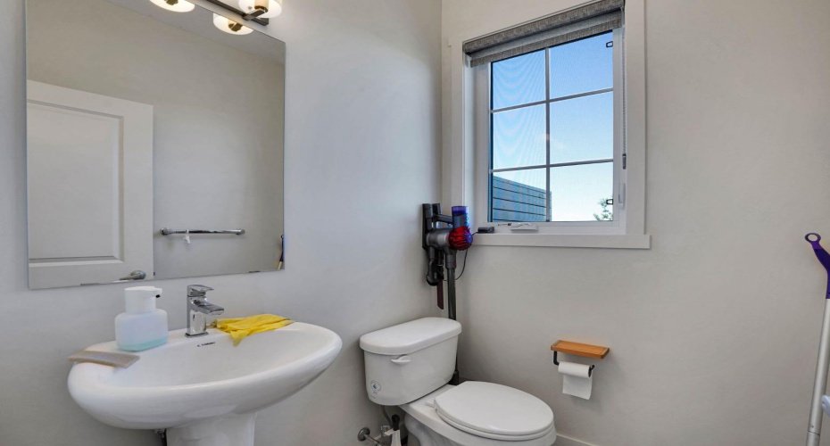 515 Nolanfield Villas, Calgary, Alberta T3R0T9, 2 Bedroom Bedrooms, 0 ,3 BathroomBathrooms,Residential,For Sale,Nolanfield,0,A2327446