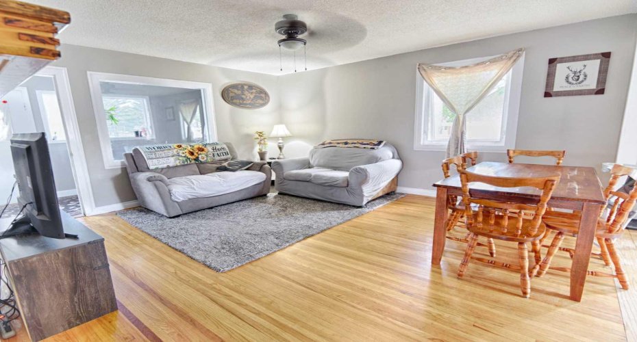 210 7 Street, Vauxhall, Alberta T0K2K0, 4 Bedroom Bedrooms, 0 ,1 BathroomBathrooms,Residential,For Sale,7,0,A2327449