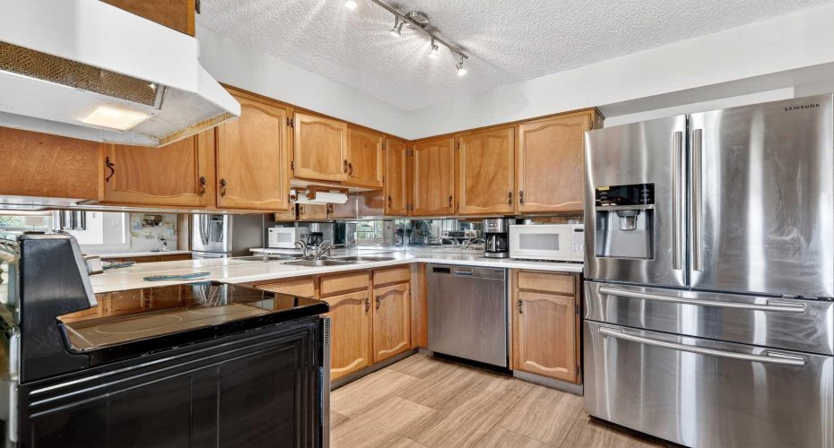 133 25 Avenue, Calgary, Alberta T2S 0K8, 2 Bedroom Bedrooms, 0 ,2 BathroomBathrooms,Residential,For Sale,25,0,A2327451