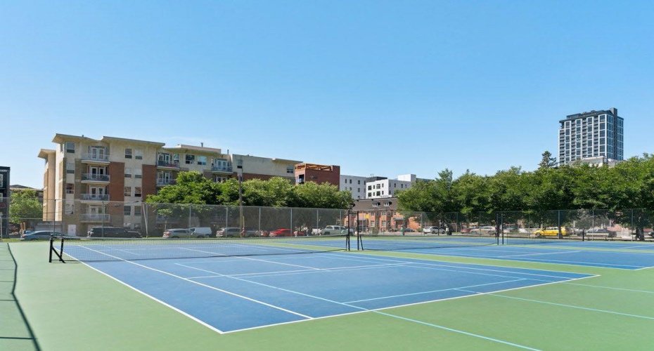 215 14 Avenue, Calgary, Alberta T2R0M2, 2 Bedroom Bedrooms, 0 ,2 BathroomBathrooms,Residential,For Sale,14,0,A2327459