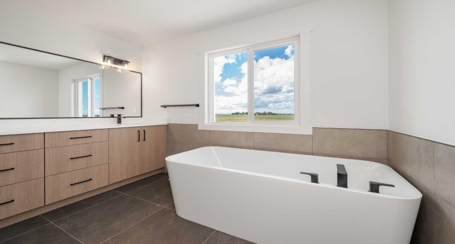 16 Waterford Place, Chestermere, Alberta T1X 3B3, 5 Bedrooms Bedrooms, ,5 BathroomsBathrooms,Residential,For Sale,Waterford,A2327460