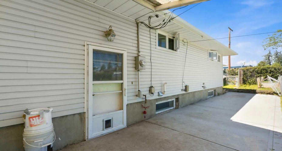 4132 50 Avenue, Innisfail, Alberta T4G 1J3, 4 Bedroom Bedrooms, 0 ,2 BathroomBathrooms,Residential,For Sale,50,0,A2327461