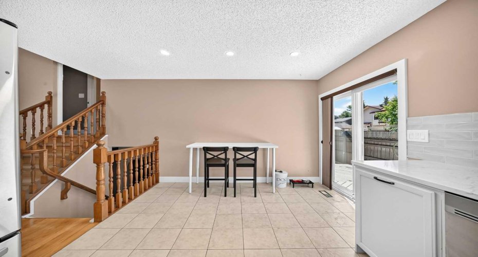12 Sunvale Mews, Calgary, Alberta T2X 2P5, 4 Bedroom Bedrooms, 0 ,3 BathroomBathrooms,Residential,For Sale,Sunvale,0,A2327465