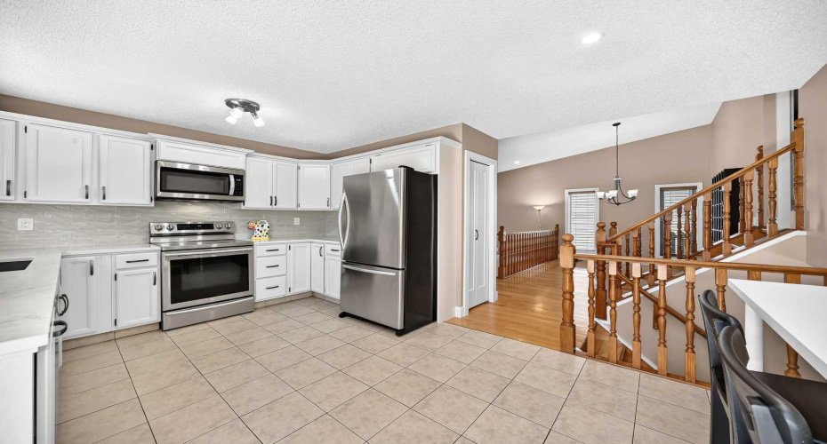 12 Sunvale Mews, Calgary, Alberta T2X 2P5, 4 Bedroom Bedrooms, 0 ,3 BathroomBathrooms,Residential,For Sale,Sunvale,0,A2327465