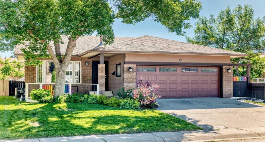 12 Sunvale Mews, Calgary, Alberta T2X 2P5, 4 Bedroom Bedrooms, 0 ,3 BathroomBathrooms,Residential,For Sale,Sunvale,0,A2327465