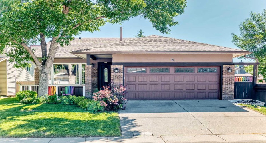 12 Sunvale Mews, Calgary, Alberta T2X 2P5, 4 Bedroom Bedrooms, 0 ,3 BathroomBathrooms,Residential,For Sale,Sunvale,0,A2327465
