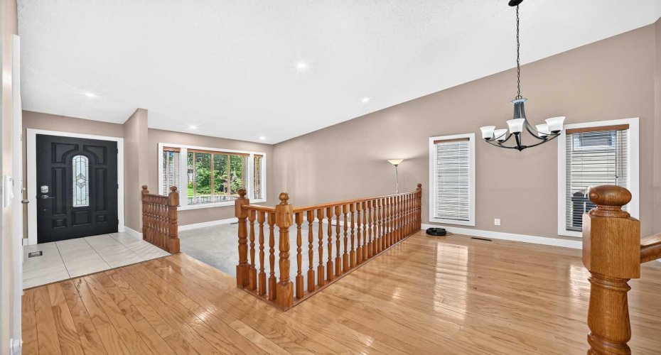 12 Sunvale Mews, Calgary, Alberta T2X 2P5, 4 Bedroom Bedrooms, 0 ,3 BathroomBathrooms,Residential,For Sale,Sunvale,0,A2327465