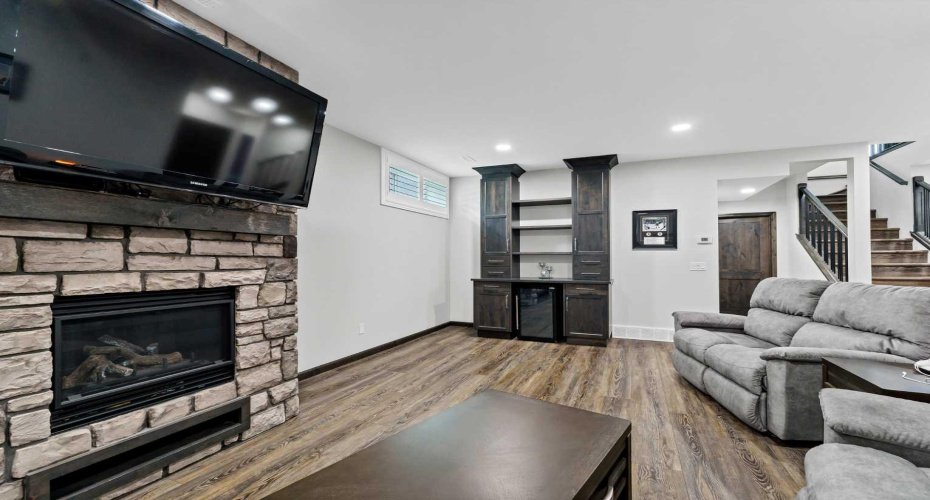 215 Hamptons Crescent, Medicine Hat, Alberta T1B0P4, 5 Bedroom Bedrooms, 0 ,4 BathroomBathrooms,Residential,For Sale,Hamptons,0,A2327468
