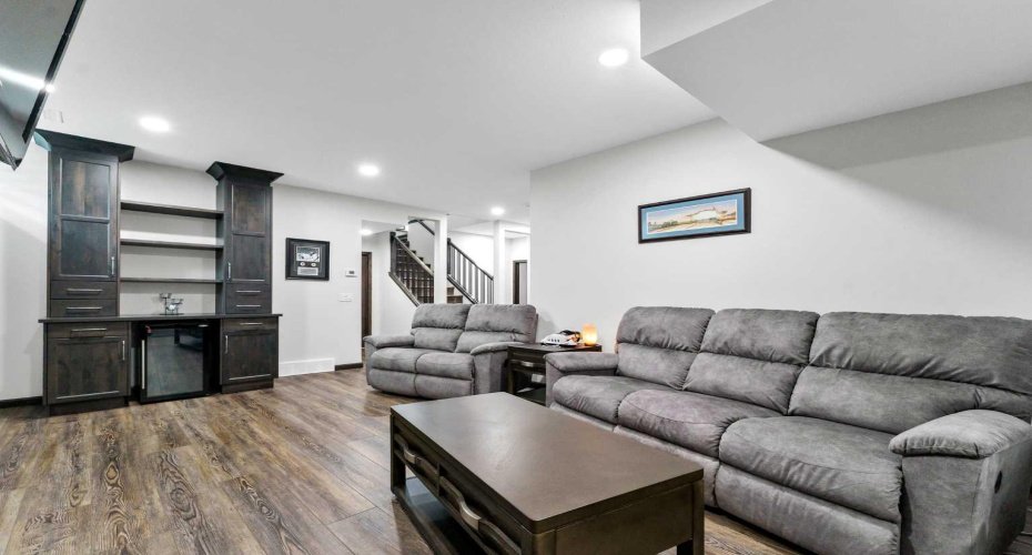 215 Hamptons Crescent, Medicine Hat, Alberta T1B0P4, 5 Bedroom Bedrooms, 0 ,4 BathroomBathrooms,Residential,For Sale,Hamptons,0,A2327468