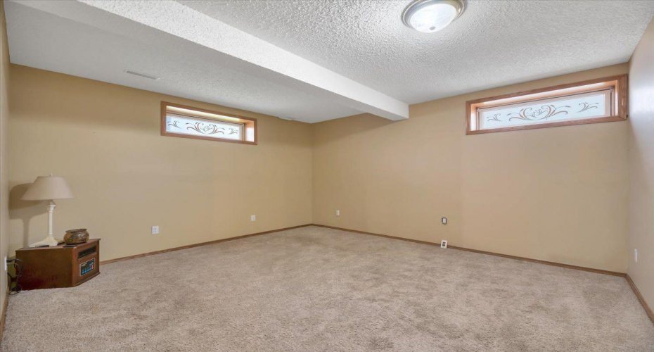 418 1 Avenue, Diamond Valley, Alberta T0L0H0, 3 Bedroom Bedrooms, 0 ,2 BathroomBathrooms,Residential,For Sale,1,0,A2327477