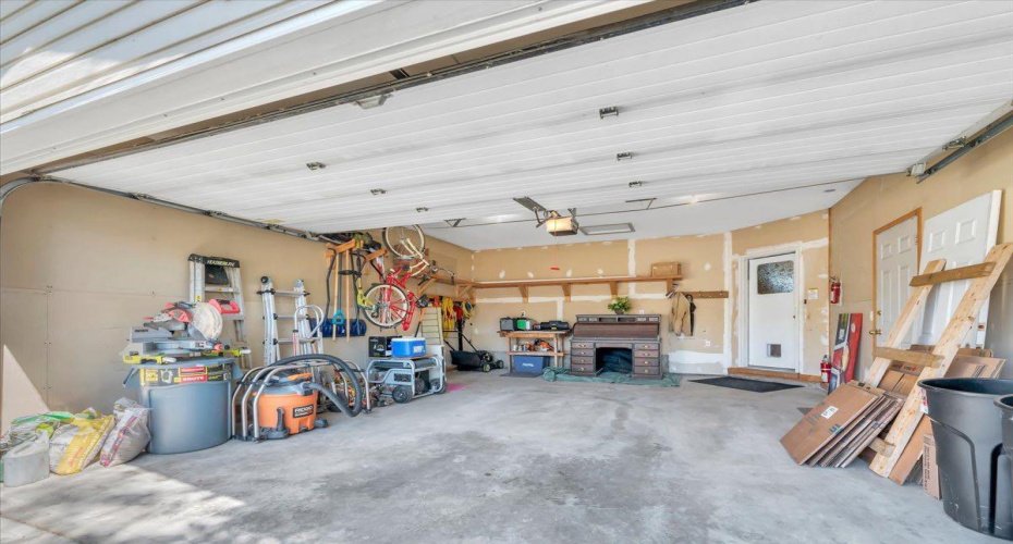 418 1 Avenue, Diamond Valley, Alberta T0L0H0, 3 Bedroom Bedrooms, 0 ,2 BathroomBathrooms,Residential,For Sale,1,0,A2327477