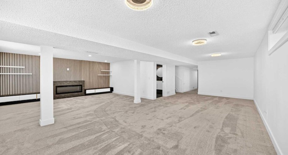 4932 8 Avenue, Calgary, Alberta T3C 0H3, 4 Bedroom Bedrooms, 0 ,2 BathroomBathrooms,Residential,For Sale,8,0,A2327478
