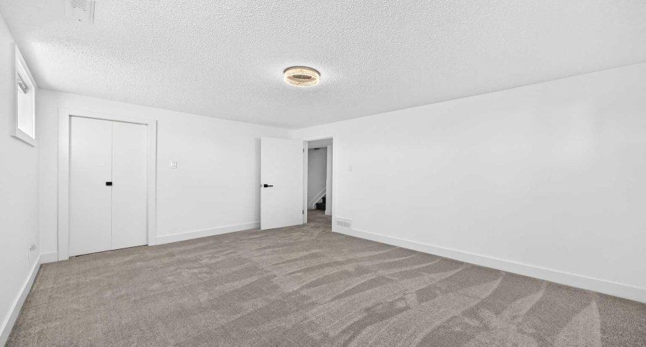 4932 8 Avenue, Calgary, Alberta T3C 0H3, 4 Bedroom Bedrooms, 0 ,2 BathroomBathrooms,Residential,For Sale,8,0,A2327478