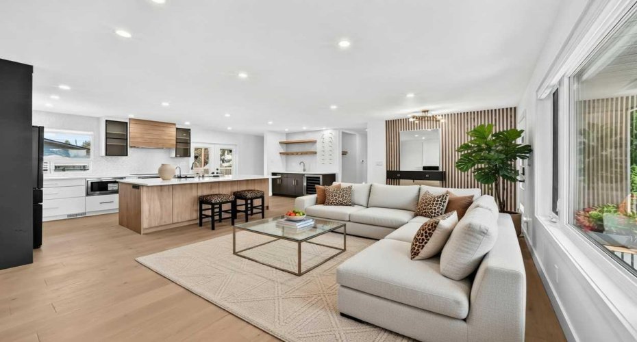 Virtual staging