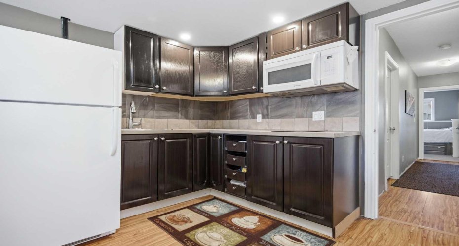 Basement Wet Bar Kitchenette
