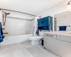 Upper level 4 piece bath