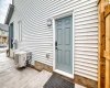 Separate side entrance for legal suite