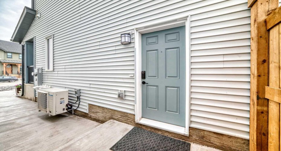 Separate side entrance for legal suite