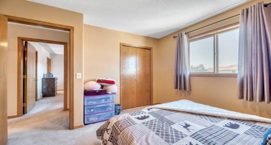 7 Springs Crescent, Airdrie, Alberta T4A 2C2, 3 Bedroom Bedrooms, 0 ,3 BathroomBathrooms,Residential,For Sale,Springs,0,A2327506