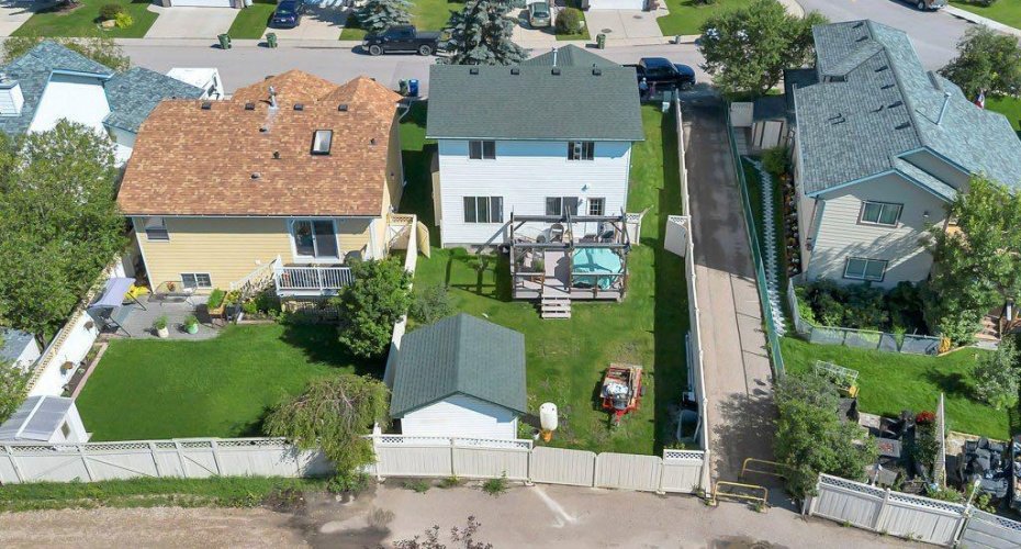 7 Springs Crescent, Airdrie, Alberta T4A 2C2, 3 Bedroom Bedrooms, 0 ,3 BathroomBathrooms,Residential,For Sale,Springs,0,A2327506