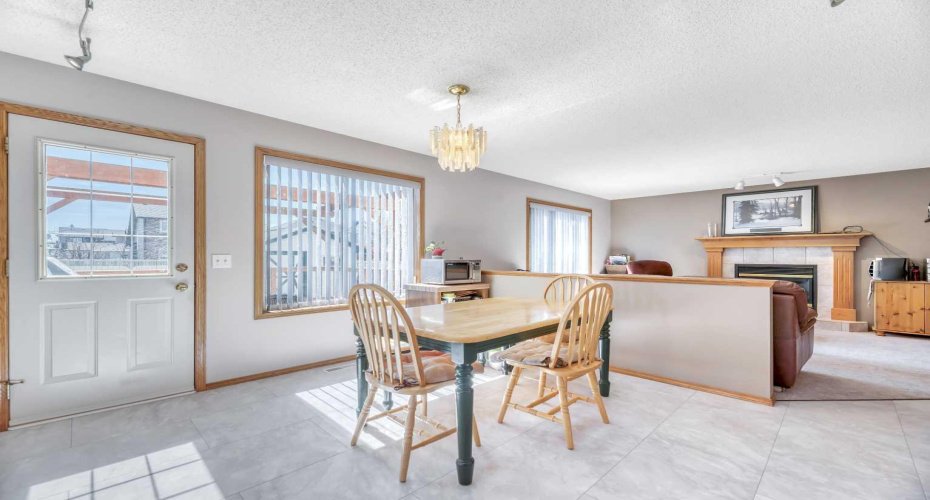 7 Springs Crescent, Airdrie, Alberta T4A 2C2, 3 Bedroom Bedrooms, 0 ,3 BathroomBathrooms,Residential,For Sale,Springs,0,A2327506