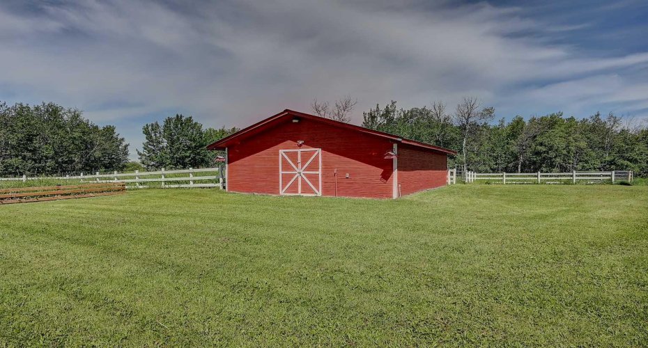 43032 714 Township, Rural Grande Prairie No. 1, County of, Alberta T8X4B4, 4 Bedroom Bedrooms, 0 ,2 BathroomBathrooms,Residential,For Sale,714,0,A2327519