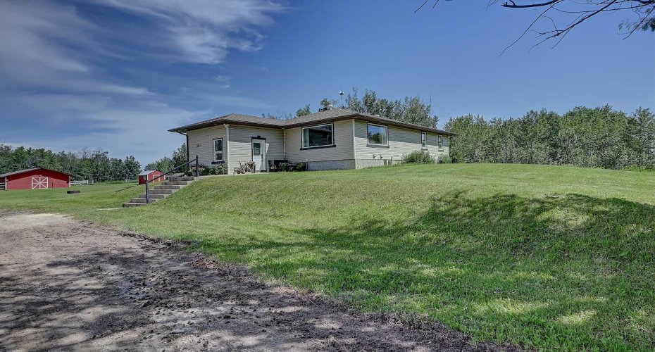 43032 714 Township, Rural Grande Prairie No. 1, County of, Alberta T8X4B4, 4 Bedroom Bedrooms, 0 ,2 BathroomBathrooms,Residential,For Sale,714,0,A2327519