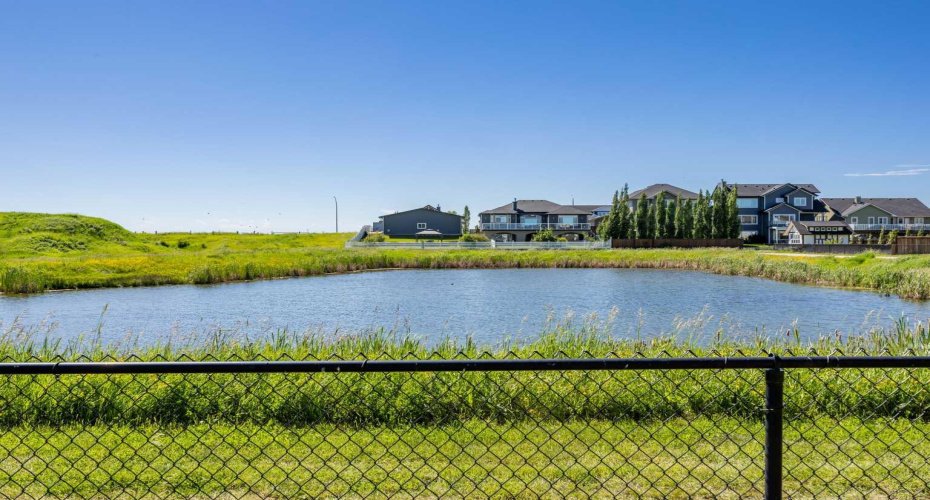1019 Shantz Place, Crossfield, Alberta T0M0S0, 3 Bedroom Bedrooms, 0 ,4 BathroomBathrooms,Residential,For Sale,Shantz,0,A2327535