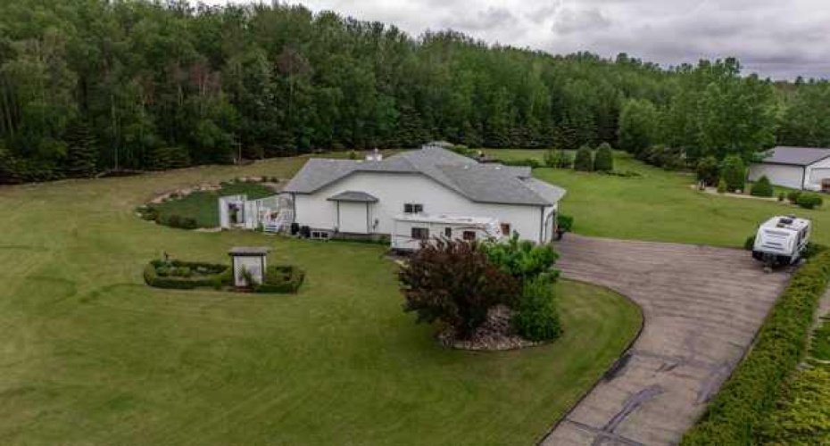 26110 Highway 11, Rural Red Deer County, Alberta T4E1C2, 3 Bedroom Bedrooms, 0 ,3 BathroomBathrooms,Residential,For Sale,Highway 11,0,A2327541