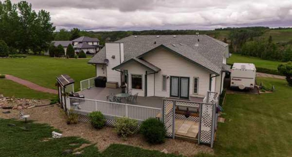 26110 Highway 11, Rural Red Deer County, Alberta T4E1C2, 3 Bedroom Bedrooms, 0 ,3 BathroomBathrooms,Residential,For Sale,Highway 11,0,A2327541