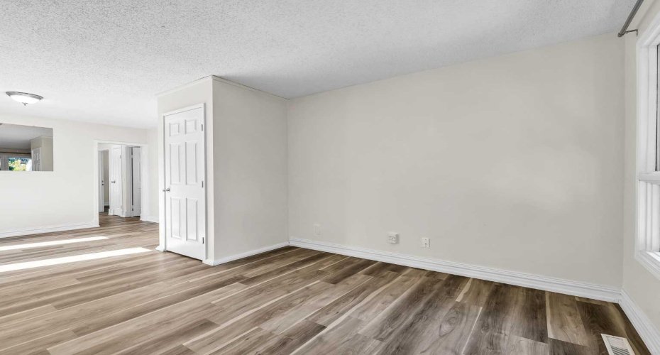 43 Taraglen Road, Calgary, Alberta T3J 2N8, 6 Bedroom Bedrooms, 0 ,2 BathroomBathrooms,Residential,For Sale,Taraglen,0,A2327550