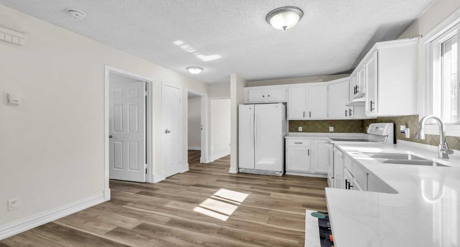 43 Taraglen Road, Calgary, Alberta T3J 2N8, 6 Bedroom Bedrooms, 0 ,2 BathroomBathrooms,Residential,For Sale,Taraglen,0,A2327550