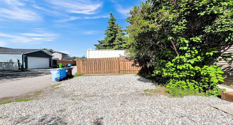 43 Taraglen Road, Calgary, Alberta T3J 2N8, 6 Bedroom Bedrooms, 0 ,2 BathroomBathrooms,Residential,For Sale,Taraglen,0,A2327550