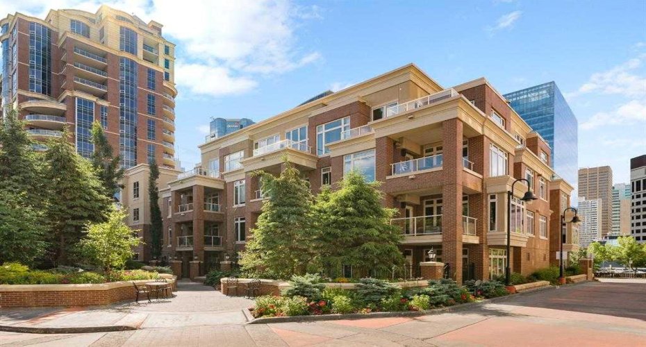 Cityscape is a luxury low density 20 unit building.