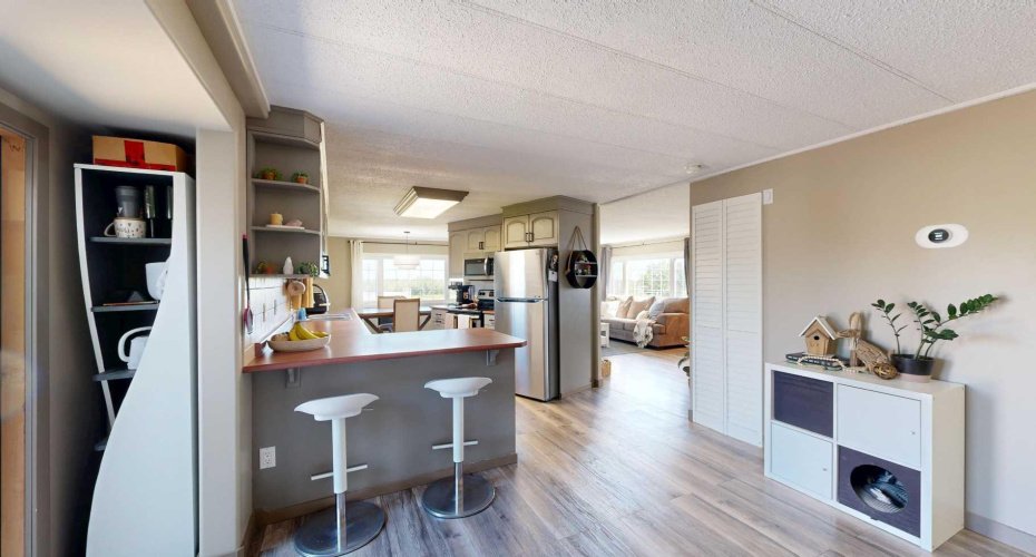222 Berry Street, Halkirk, Alberta T0C 1M0, 3 Bedroom Bedrooms, 0 ,2 BathroomBathrooms,Residential,For Sale,Berry Street,0,A2327558