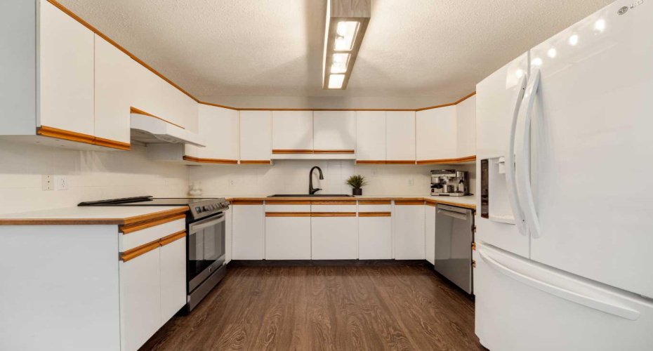 2128 18 Avenue, Coaldale, Alberta T1M 1K6, 3 Bedroom Bedrooms, 0 ,3 BathroomBathrooms,Residential,For Sale,18,0,A2327570