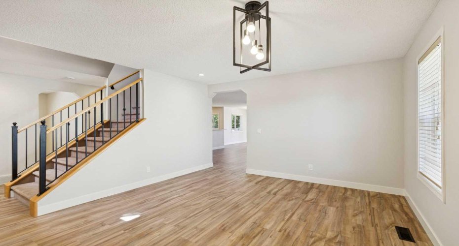 225 West Lakeview Drive, Chestermere, Alberta T1X1S1, 3 Bedrooms Bedrooms, ,3 BathroomsBathrooms,Residential,For Sale,West Lakeview,A2327594