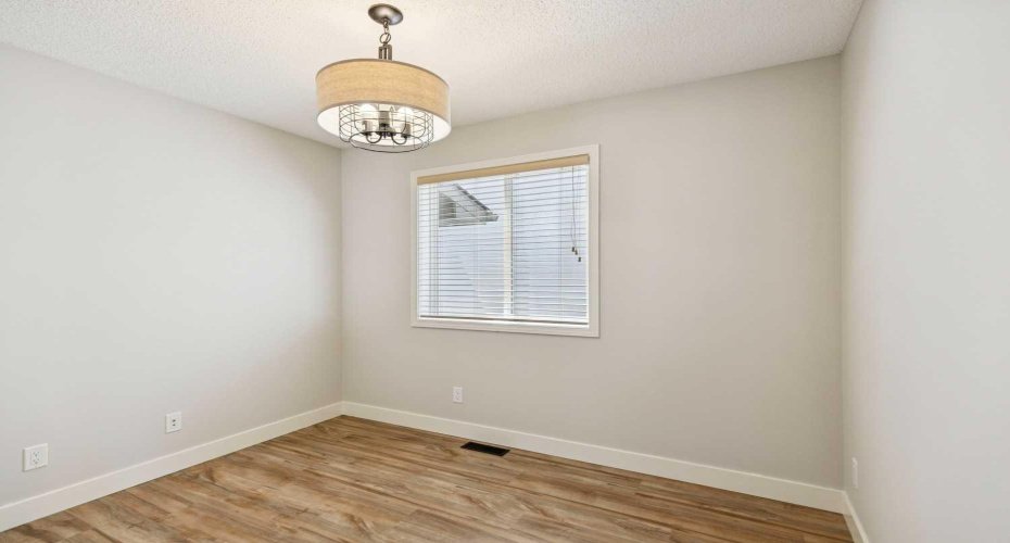 225 West Lakeview Drive, Chestermere, Alberta T1X1S1, 3 Bedrooms Bedrooms, ,3 BathroomsBathrooms,Residential,For Sale,West Lakeview,A2327594