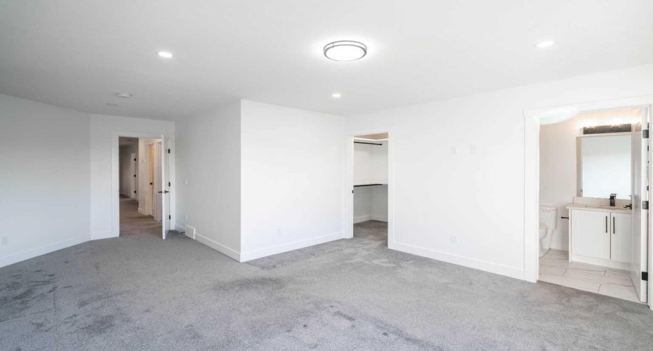 123 Saddlecrest Grove, Calgary, Alberta T3J 2K3, 6 Bedroom Bedrooms, 0 ,5 BathroomBathrooms,Residential,For Sale,Saddlecrest,0,A2327602