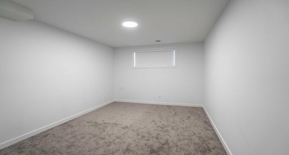 123 Saddlecrest Grove, Calgary, Alberta T3J 2K3, 6 Bedroom Bedrooms, 0 ,5 BathroomBathrooms,Residential,For Sale,Saddlecrest,0,A2327602
