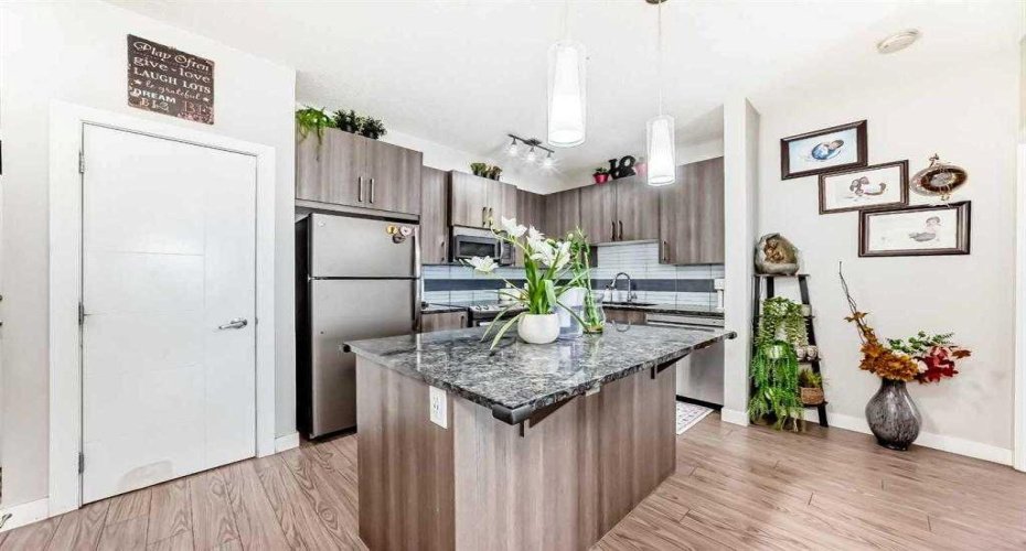 12 Sage Hill Terrace, Calgary, Alberta T3R0W6, 2 Bedroom Bedrooms, 0 ,2 BathroomBathrooms,Residential,For Sale,Sage Hill,0,A2327620