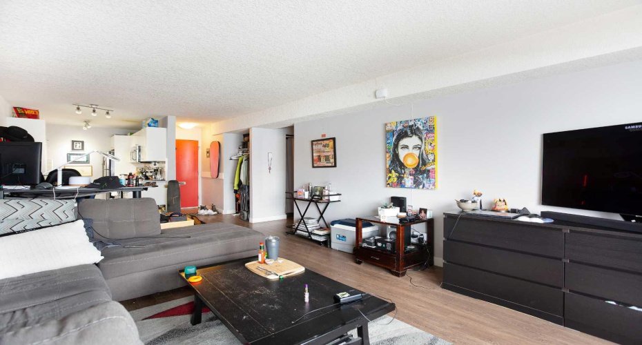 515 17 Avenue, Calgary, Alberta T2S 0A9, 1 Bedroom Bedrooms, 0 ,1 BathroomBathrooms,Residential,For Sale,17,0,A2327625