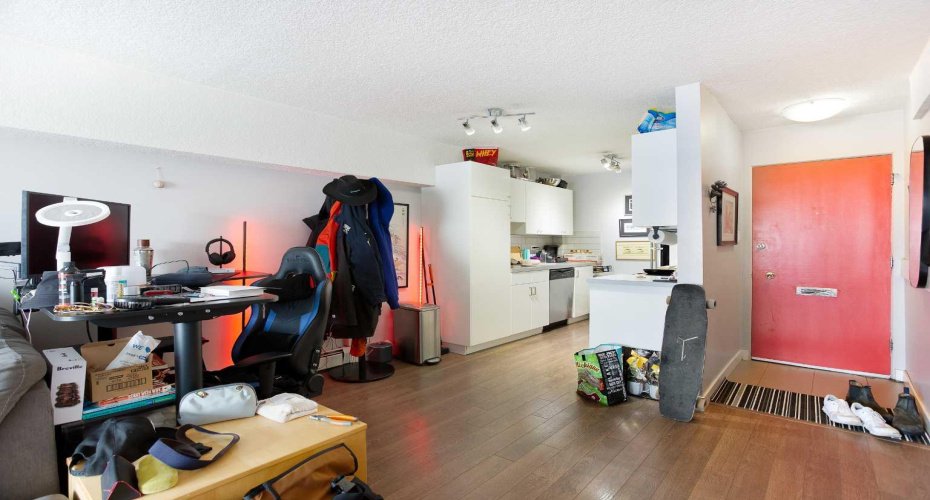 515 17 Avenue, Calgary, Alberta T2S 0A9, 1 Bedroom Bedrooms, 0 ,1 BathroomBathrooms,Residential,For Sale,17,0,A2327625