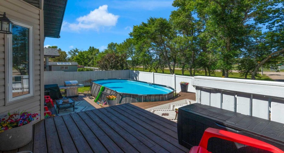 136 Allen Crescent, Vulcan, Alberta T0L 2B0, 5 Bedroom Bedrooms, 0 ,3 BathroomBathrooms,Residential,For Sale,Allen,0,A2327634