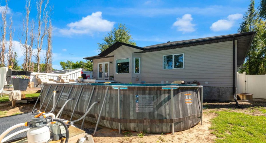 136 Allen Crescent, Vulcan, Alberta T0L 2B0, 5 Bedroom Bedrooms, 0 ,3 BathroomBathrooms,Residential,For Sale,Allen,0,A2327634