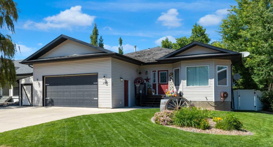136 Allen Crescent, Vulcan, Alberta T0L 2B0, 5 Bedroom Bedrooms, 0 ,3 BathroomBathrooms,Residential,For Sale,Allen,0,A2327634