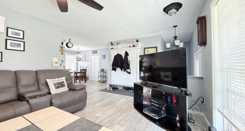 90 4 Street, Lashburn, Saskatchewan S0M 1H0, 3 Bedroom Bedrooms, 0 ,2 BathroomBathrooms,Residential,For Sale,4,0,A2327647
